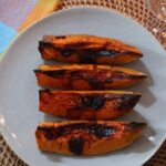 Pieczona dynia w airfryerze – plastry, krok 2