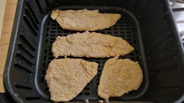 Kotlet z kurczaka z airfryera